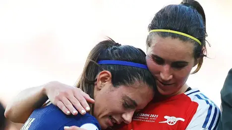 AC米兰对阵那不勒斯：意甲联赛焦点战，战术对决与个人较量解析